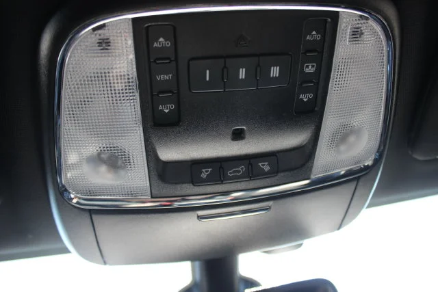 Used 2020 Gray Jeep Limited image 13
