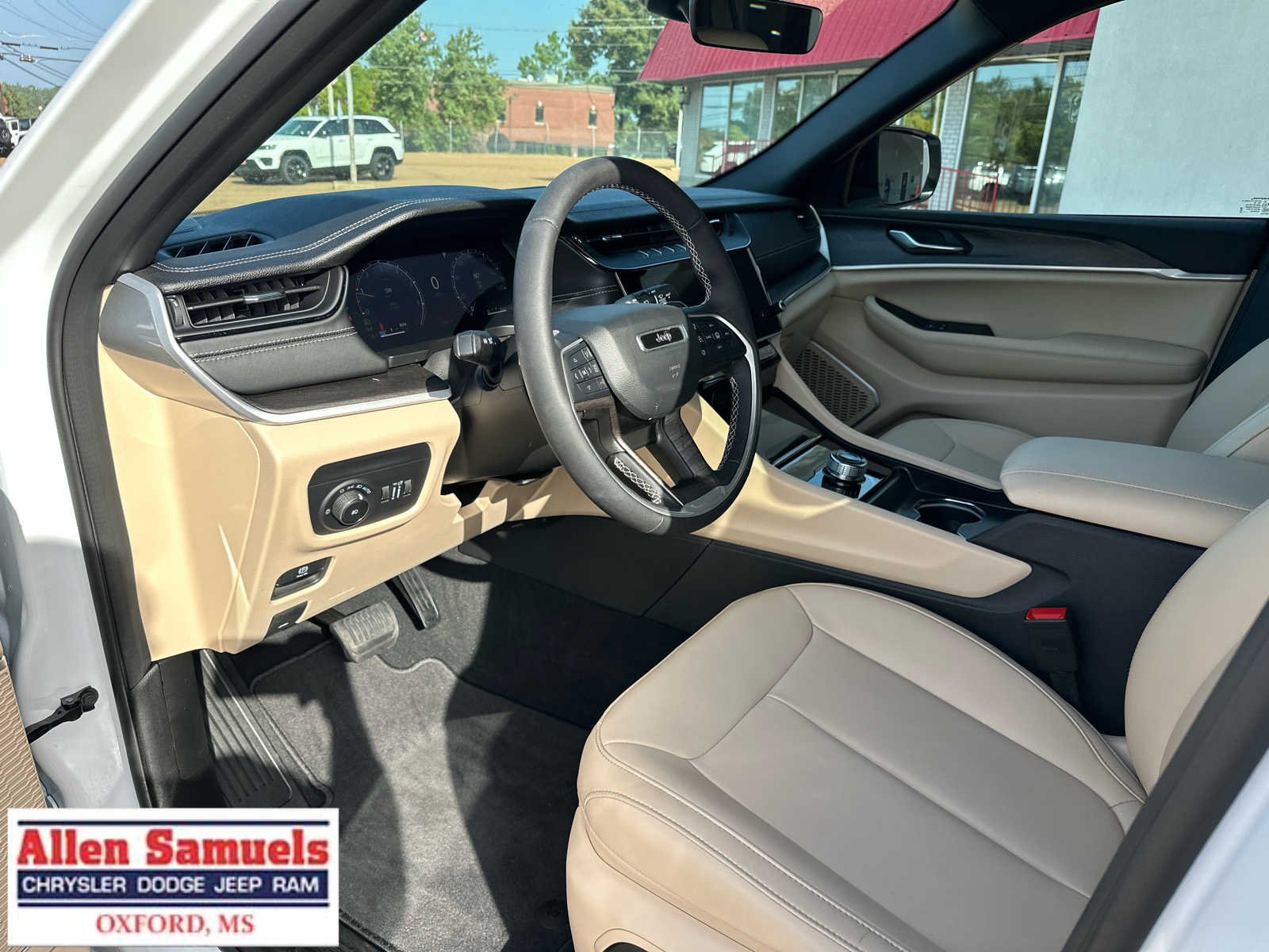 Used 2026 Bright White Clearcoat Jeep Limited image 10