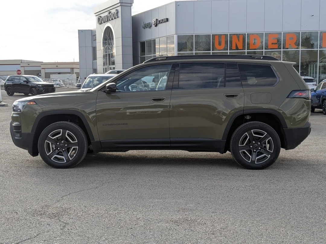New 2026 41 Jeep Laredo - - 4x4 - Mopar Interior Protection Pkg - Compact Spare Tire & More! image 5