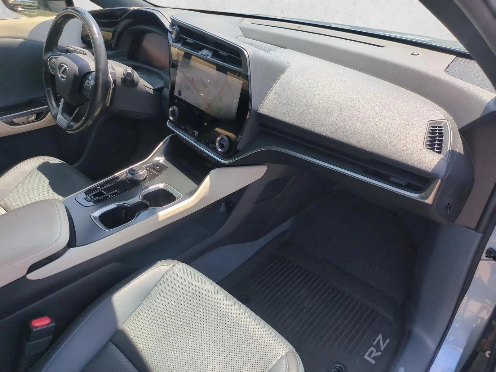 Used 2023 Ether Lexus RZ 450e Premium image 24