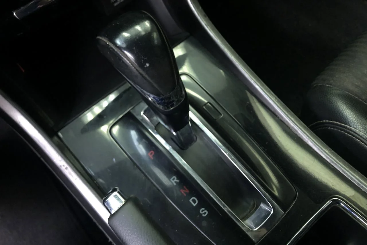 Used 2017 Obsidian Blue Pearl Honda Sport image 25