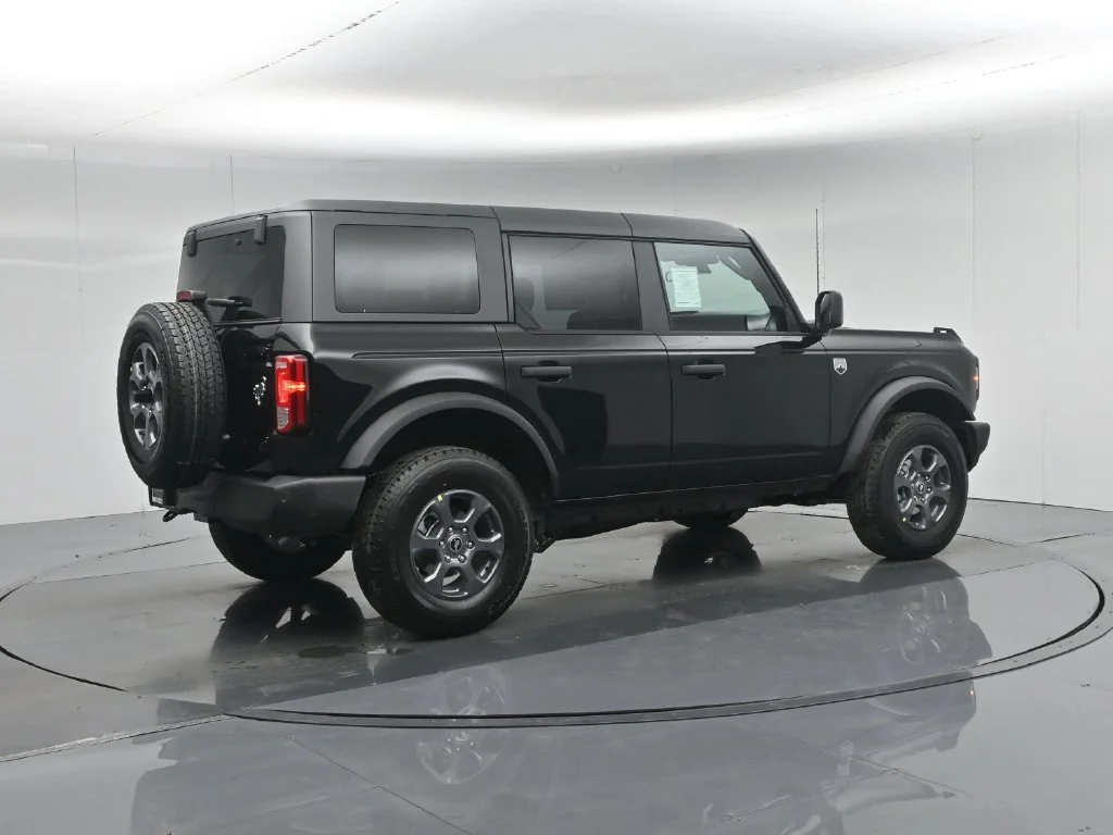 New 2026 Shadow Black Ford Big Bend image 25