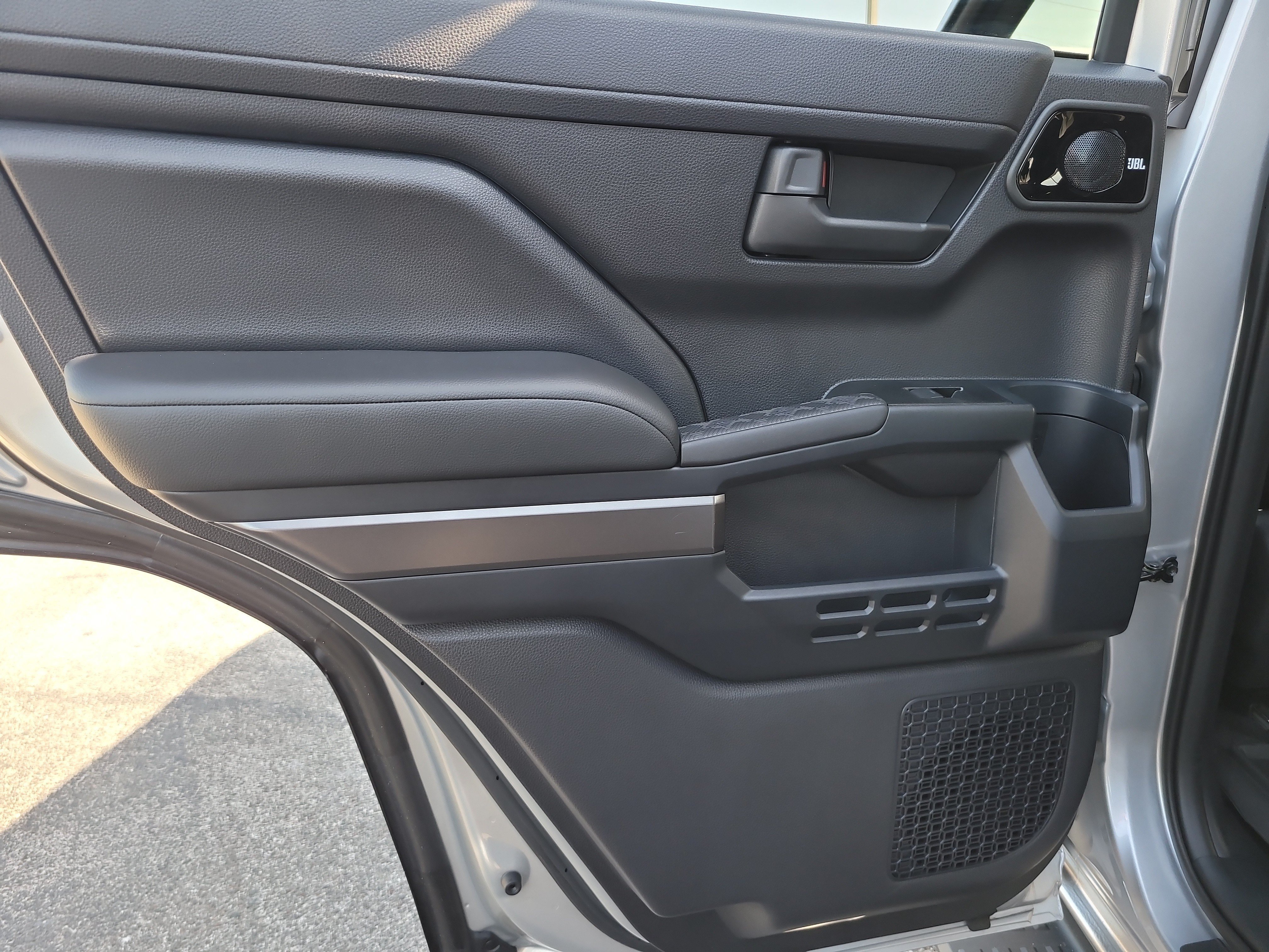Used 2026 Cutting Edge Toyota SR5 image 10