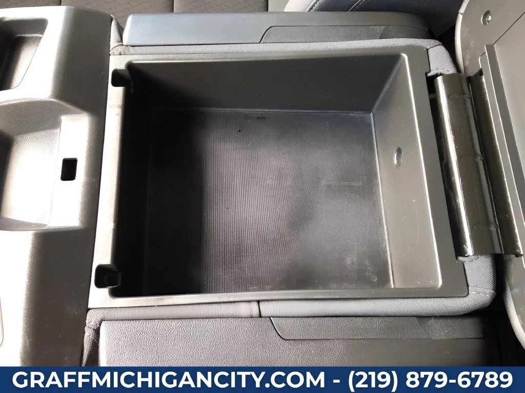 Used 2022 OXFORD BROWN METALLIC Chevrolet LT image 19