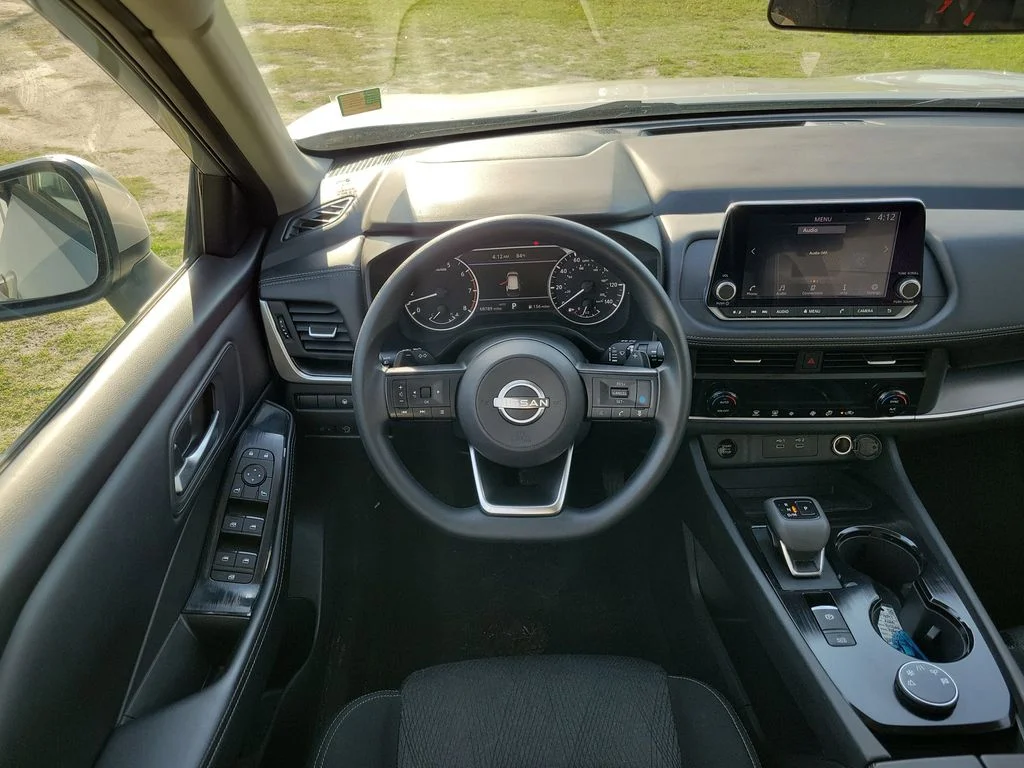 Used 2024 Brilliant Silver Metallic Nissan SV image 30