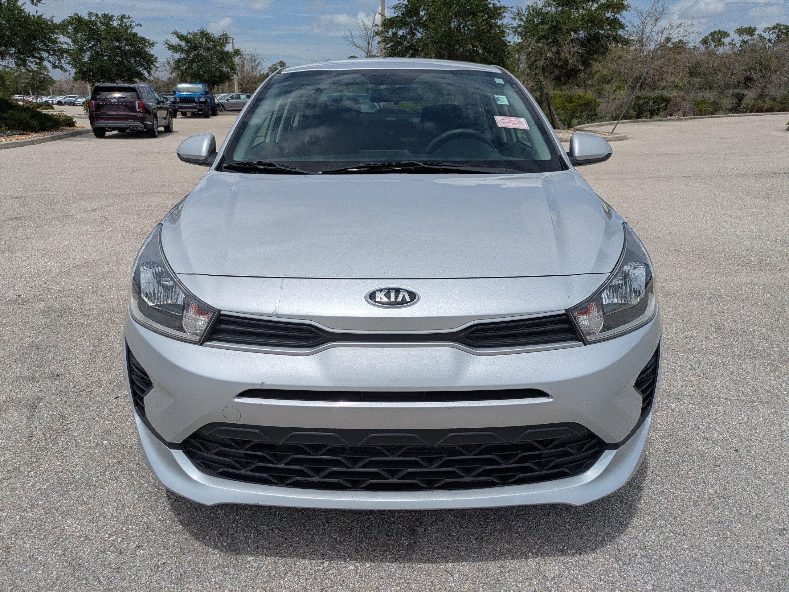 Certified Used 2021 Silky Silver Kia S image 12
