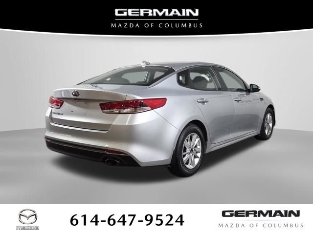 Used 2016 Silver Kia LX image 8