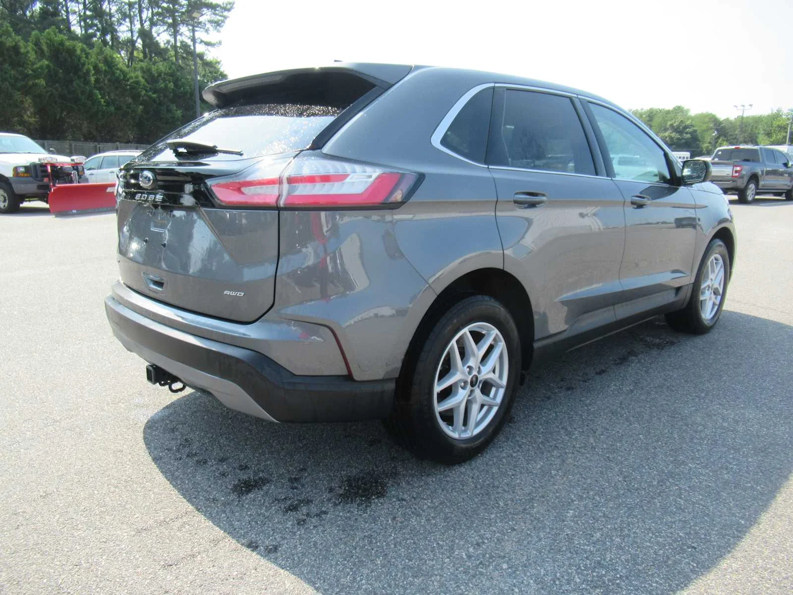 Used 2024 Carbonized Gray Ford SEL image 5