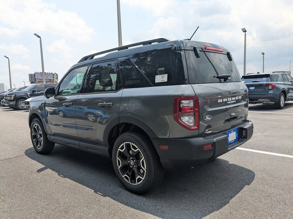 New 2026 Gray Ford Outer Banks image 7