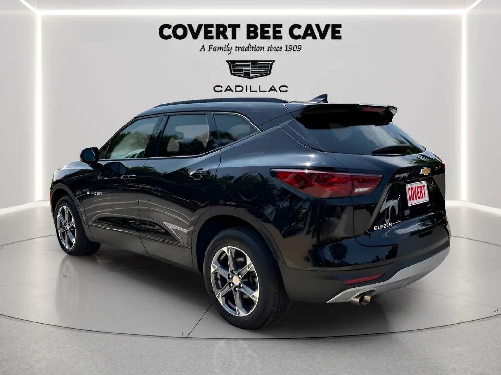 Used 2024 Black Chevrolet LT image 9