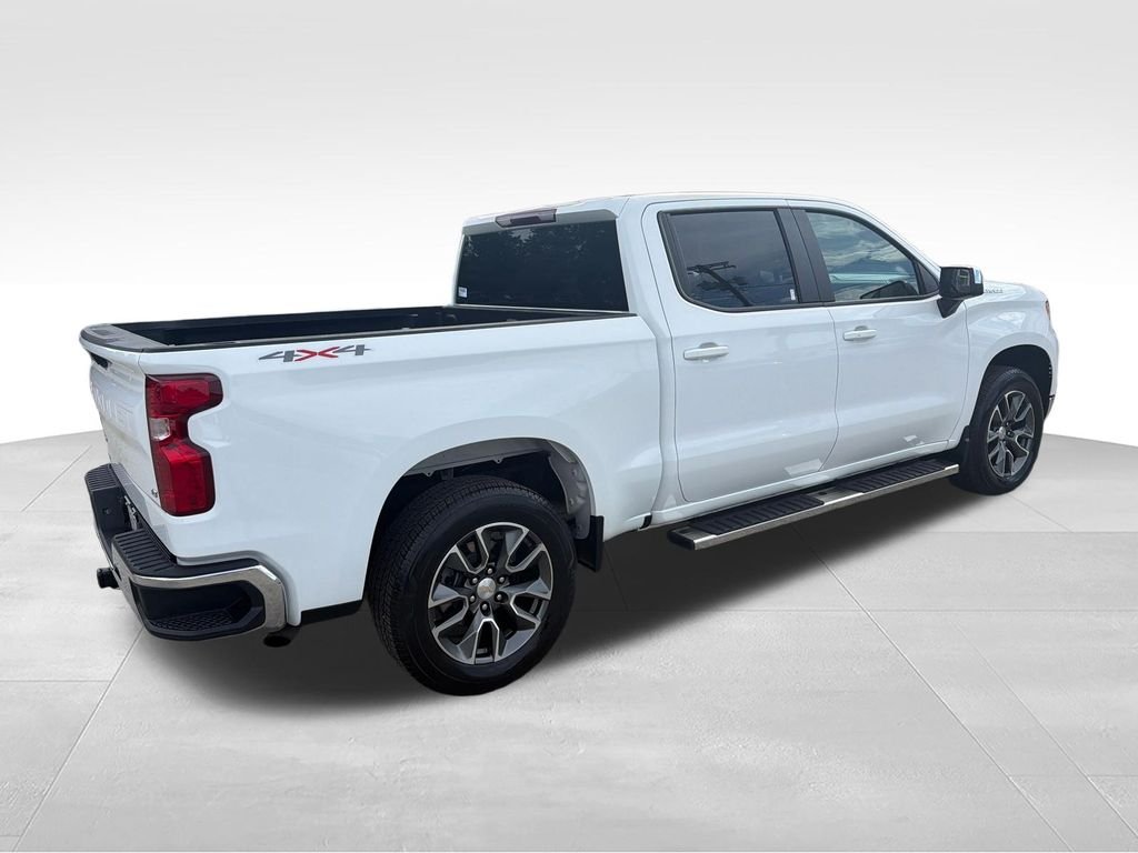 Used 2024 White Chevrolet LT image 5