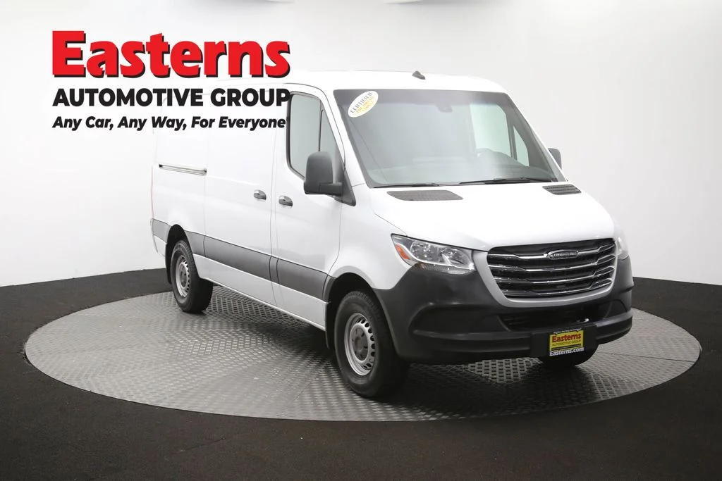 Used 2019 White Freightliner Base image 45