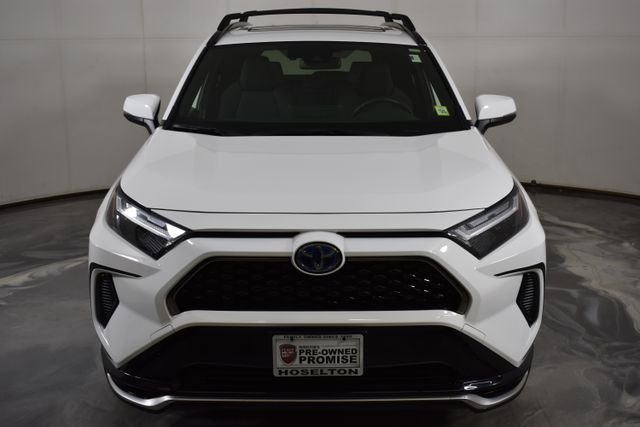 Used 2023 White Toyota SE image 13