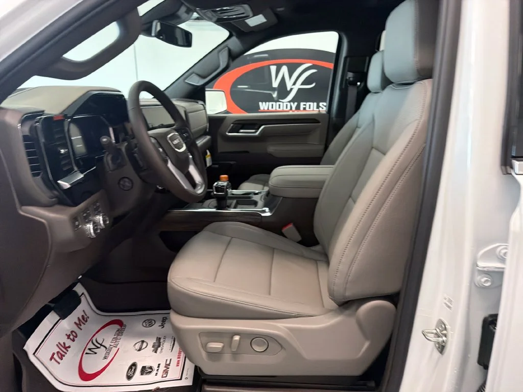 New 2026 Summit White GMC SLT image 8