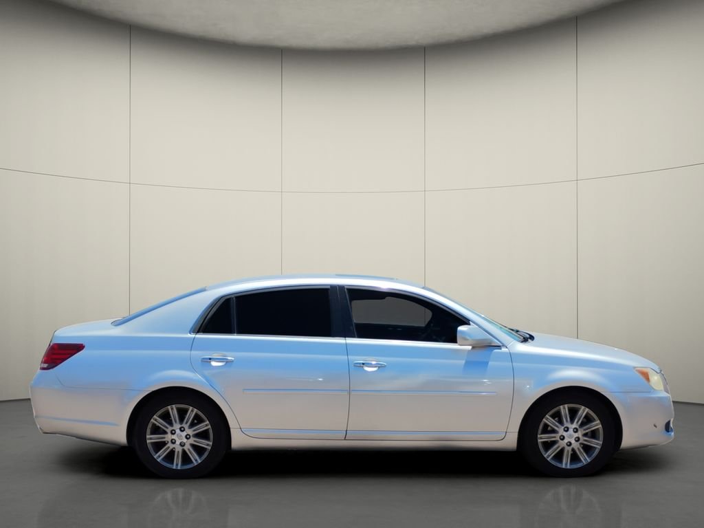 Used 2010 Silver Toyota LTD image 8