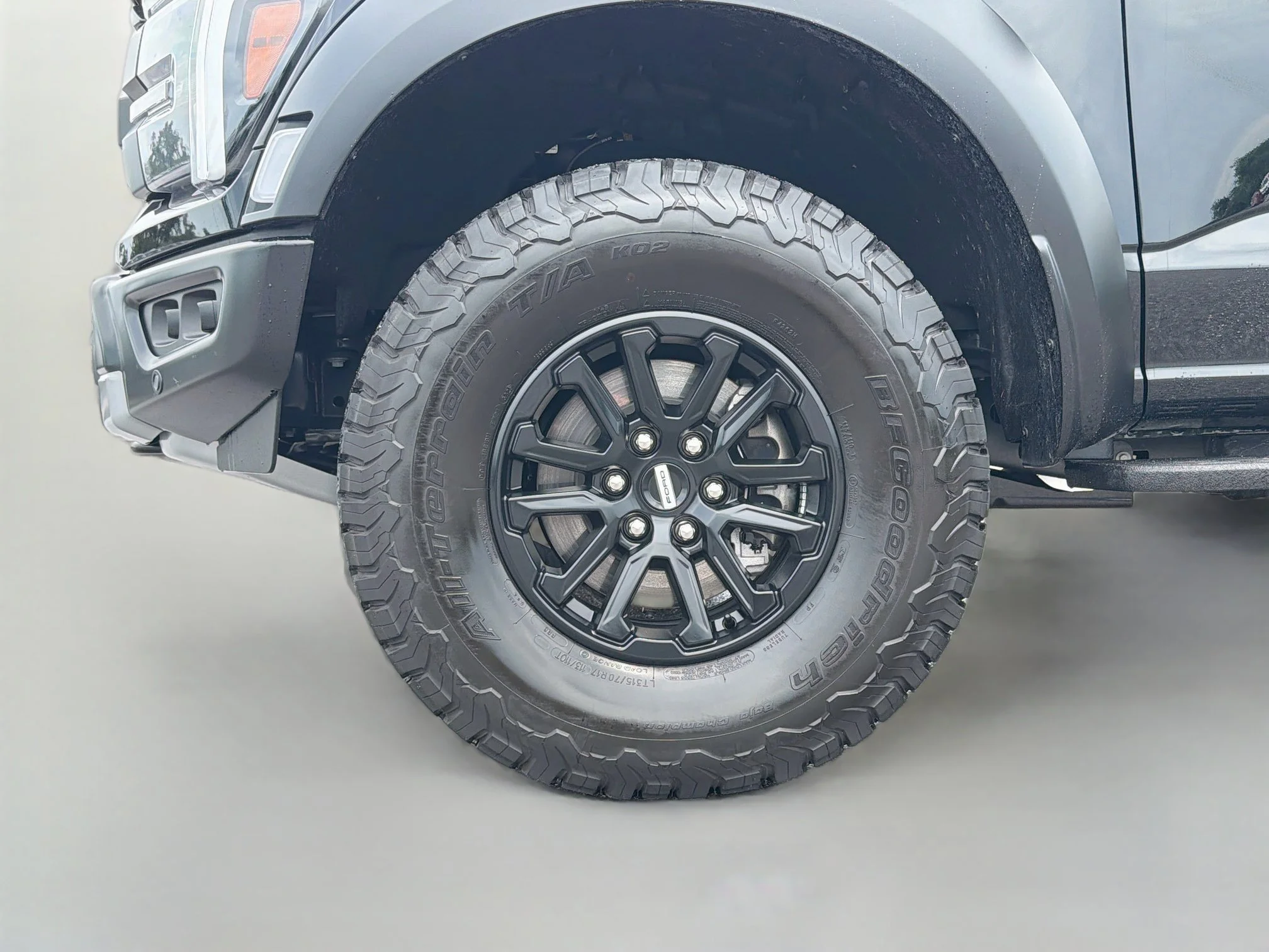 Used 2025 Black Metallic Ford Raptor image 42