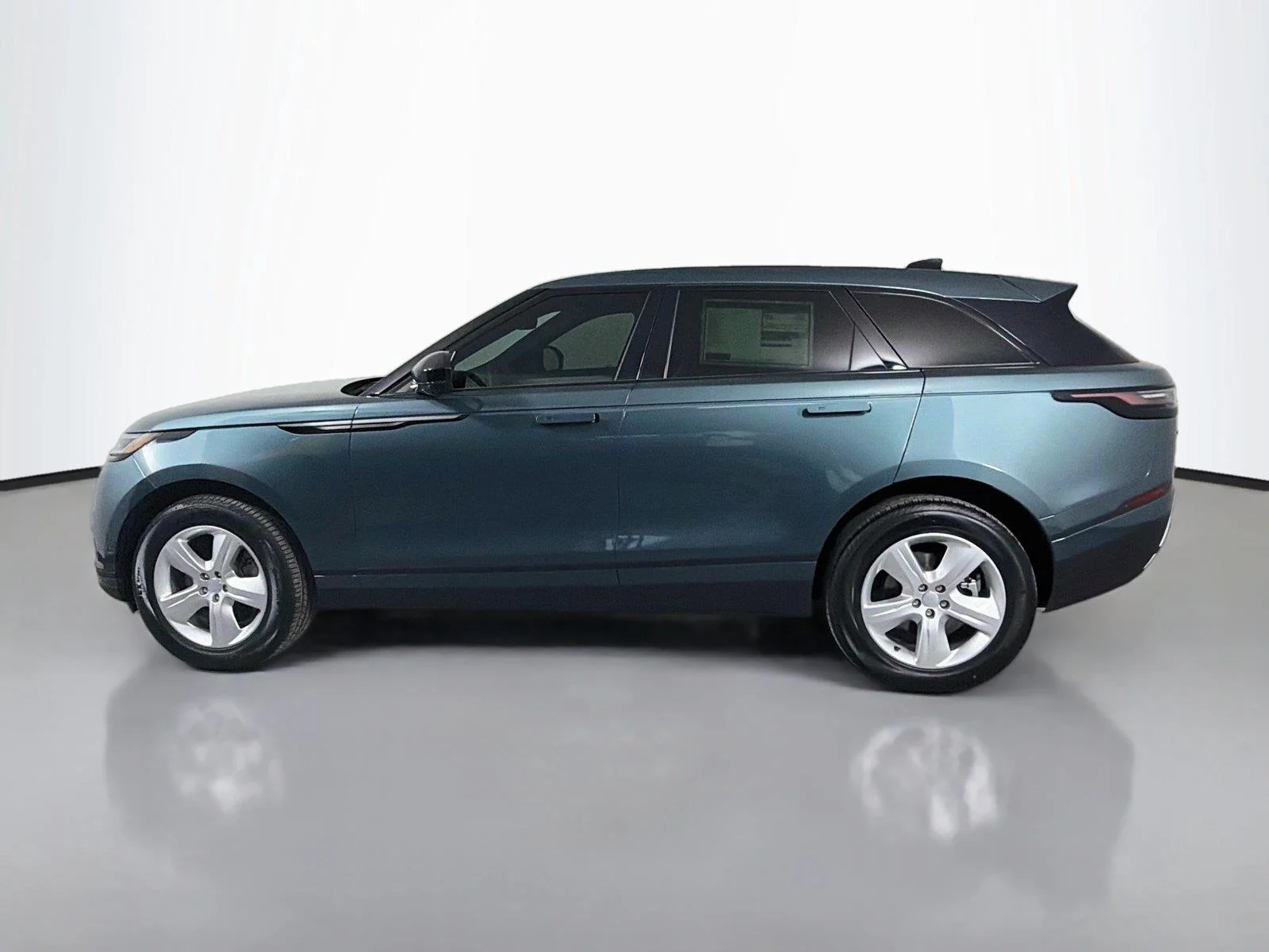 2026 Land Rover Range Rover Velar S - Photo 8