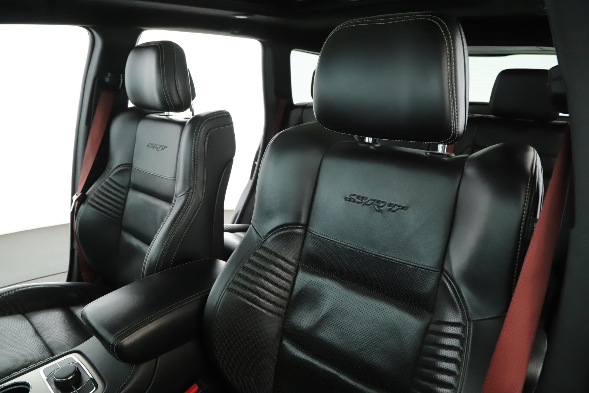 Used 2018 Diamond Black Crystal Pearlcoat Jeep SRT 4x4 image 4