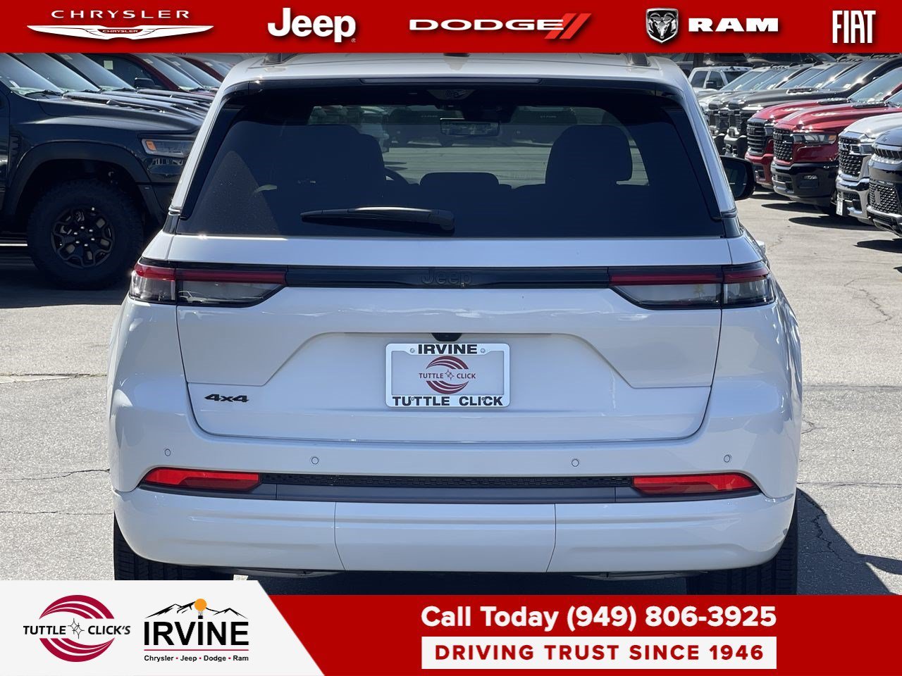New 2027 Bright White Clear-Coat Paint Jeep Limited Reserve image 11