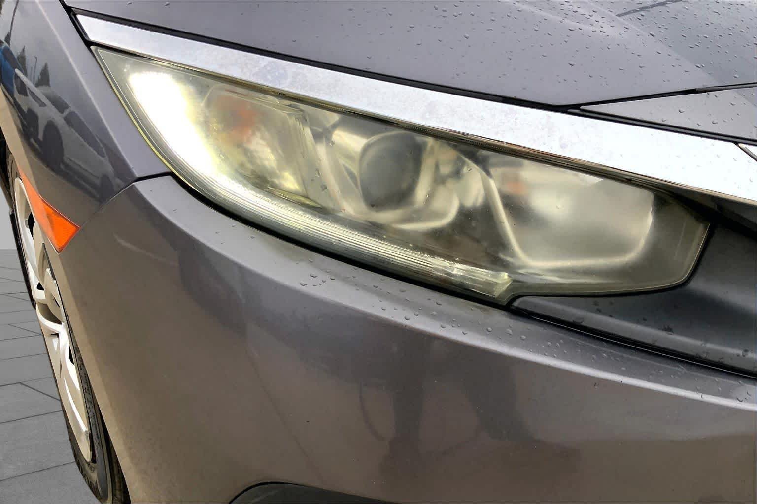 Used 2016  Honda LX image 27