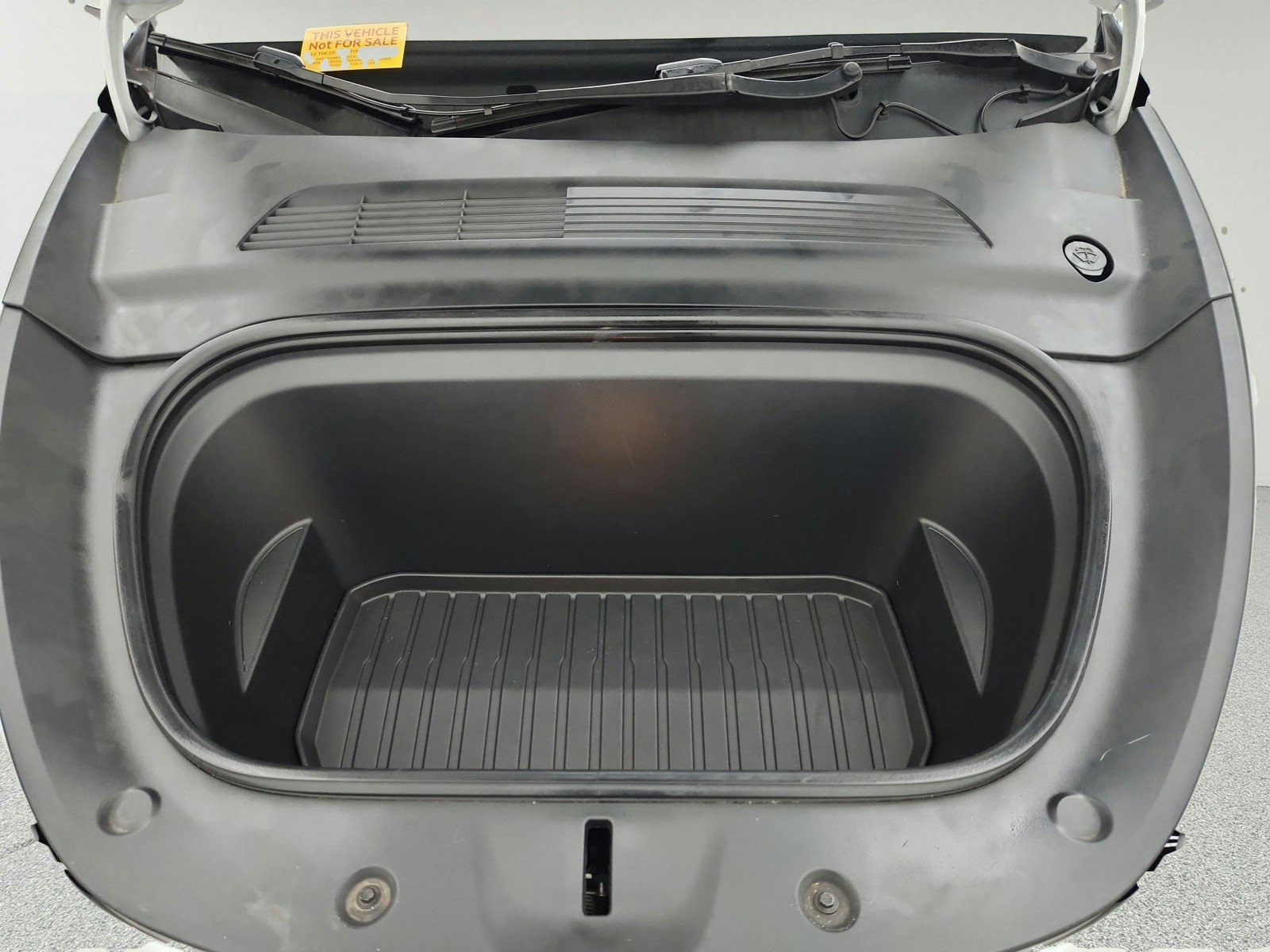 Used 2021 WHITE Tesla Long Range image 29