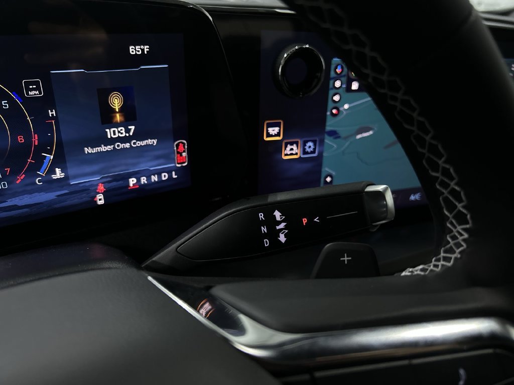 2027 Chevrolet Traverse LT - Photo 21