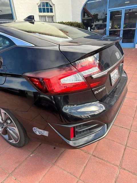 Used 2020 Black Metallic Honda Touring image 9