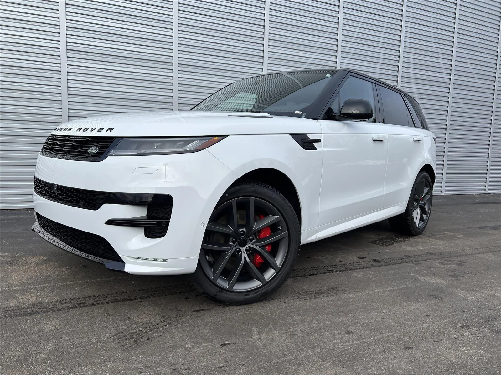 2026 Land Rover Range Rover Sport P530 Dynamic SE's photo