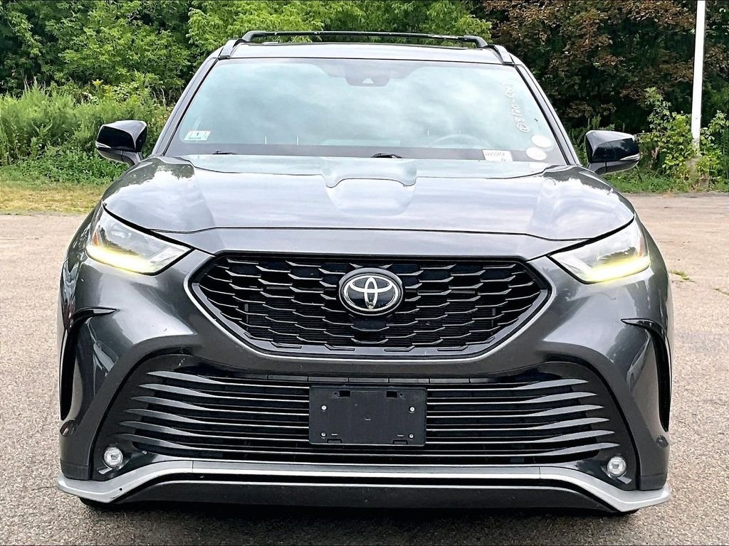 Used 2022 Gray Toyota XSE image 2