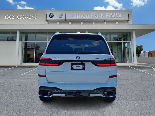 New 2027 Alpine White BMW xDrive40i image 5