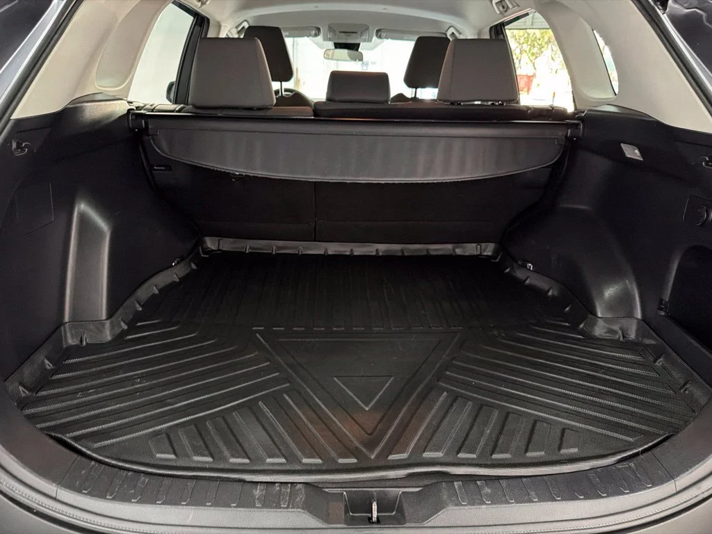 Used 2021 Gray Toyota XLE image 27