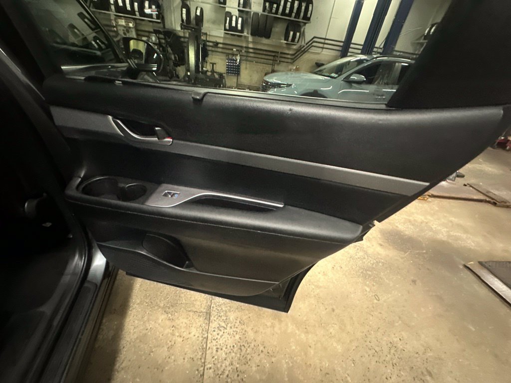 Certified Used 2020 Green Hyundai SEL image 27