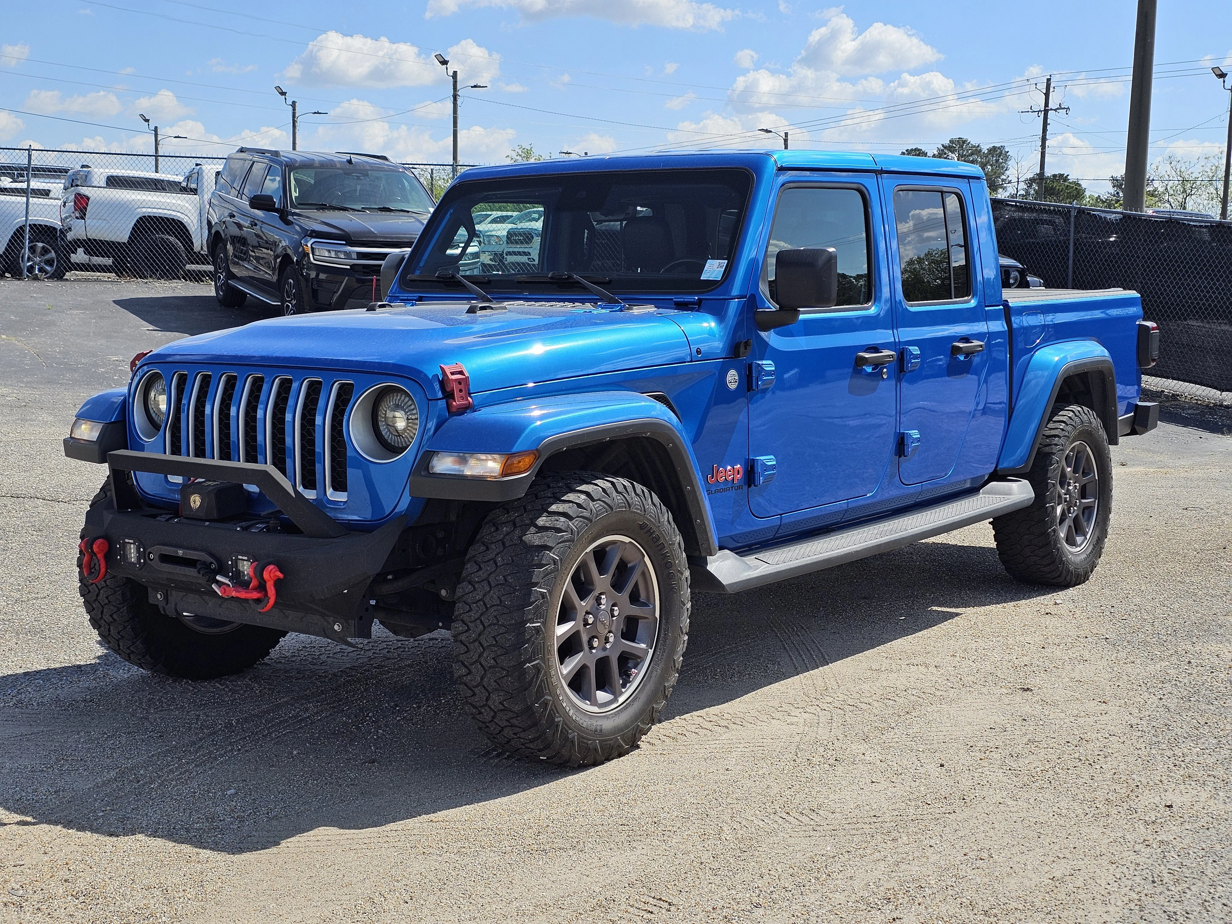 2021 Jeep Gladiator Overland's photo