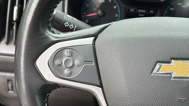 Used 2021 BLACK Chevrolet 2WD LT image 23