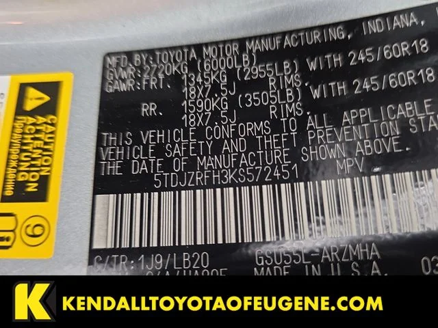 Used 2019 Silver Toyota XLE image 10