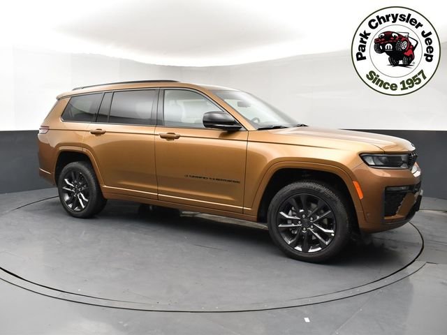 New 2026 Copper Shino Metallic Clear-Coat Exterior Paint Jeep Limited Reserve image 1