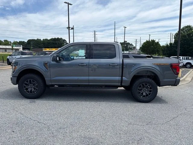 New 2026 Carbonized Gray Metallic Ford Tremor image 6