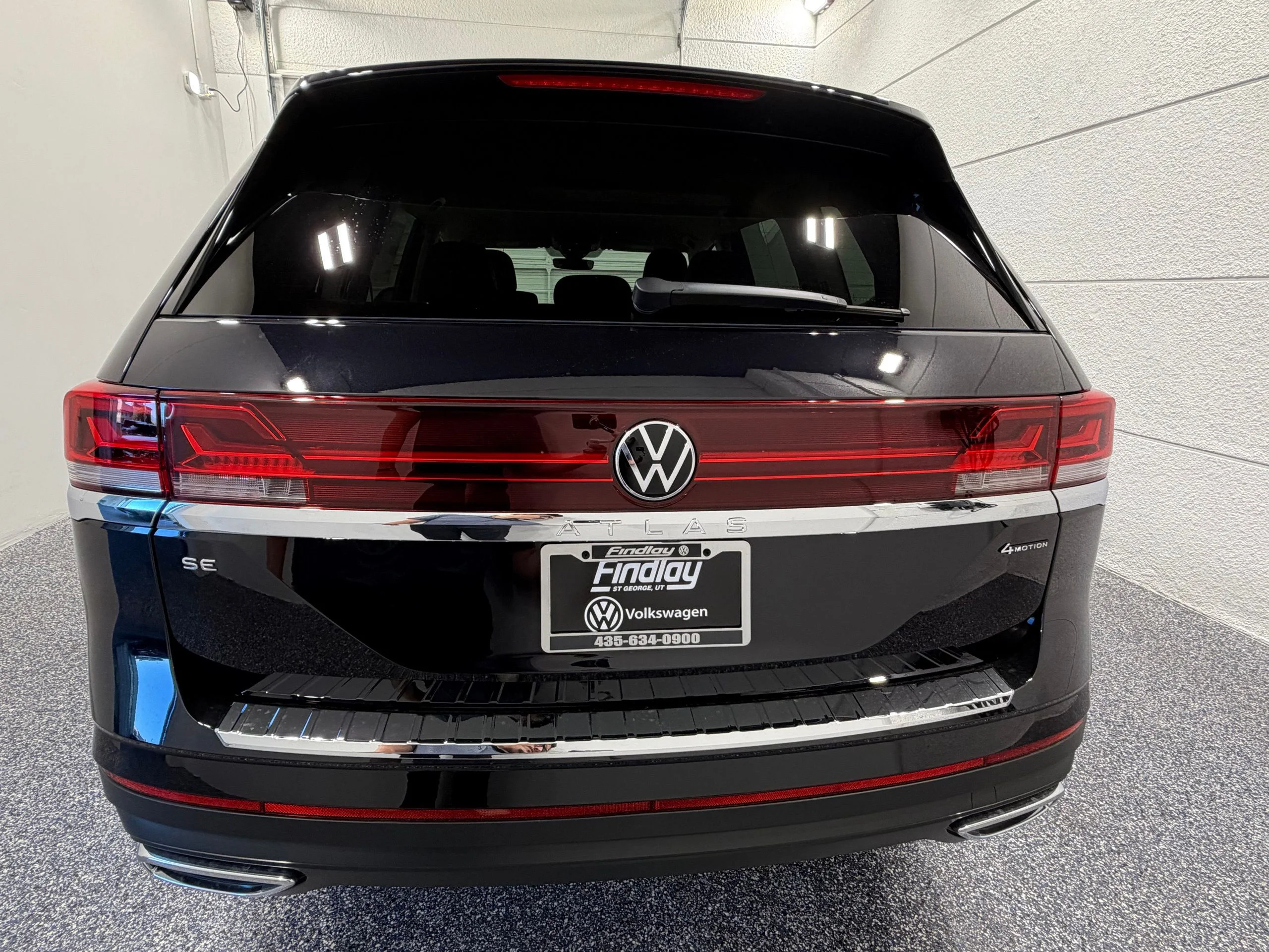 New 2026 Black Volkswagen 2.0T SE image 5