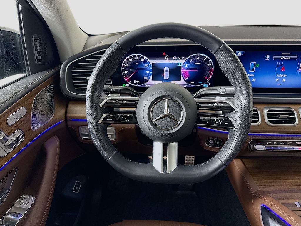 Used 2024 Green Mercedes-Benz GLS 580 image 11