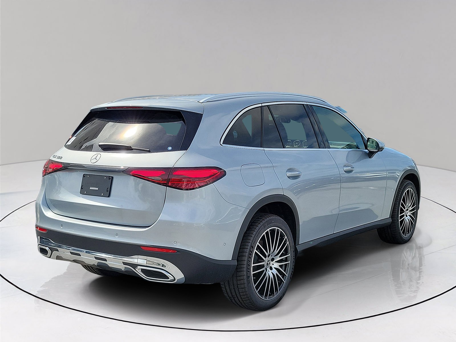 New 2026 Cirrus Silver Metallic Mercedes-Benz GLC 300 image 6