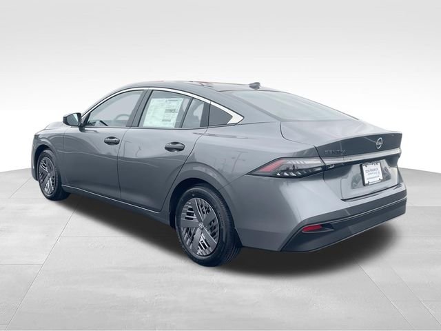 New 2026 Gray Nissan S image 6