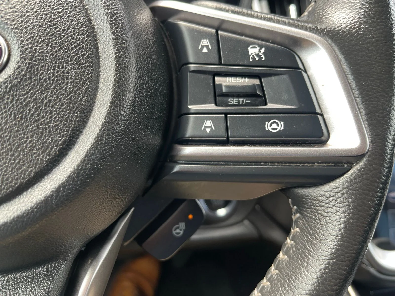 Used 2024 Crystal White Pearl Subaru Limited image 16
