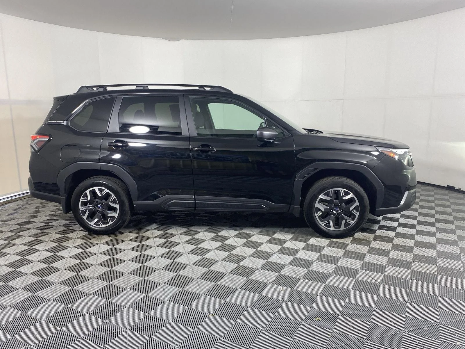 Used 2026 Crystal Black Silica Subaru Premium image 9