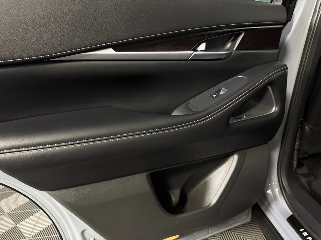 Certified Used 2025 Gray INFINITI Sensory image 30