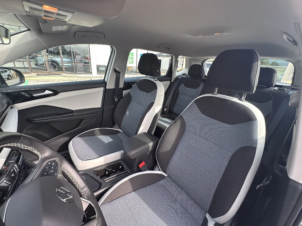 Certified Used 2025 WHITE Volkswagen S image 13