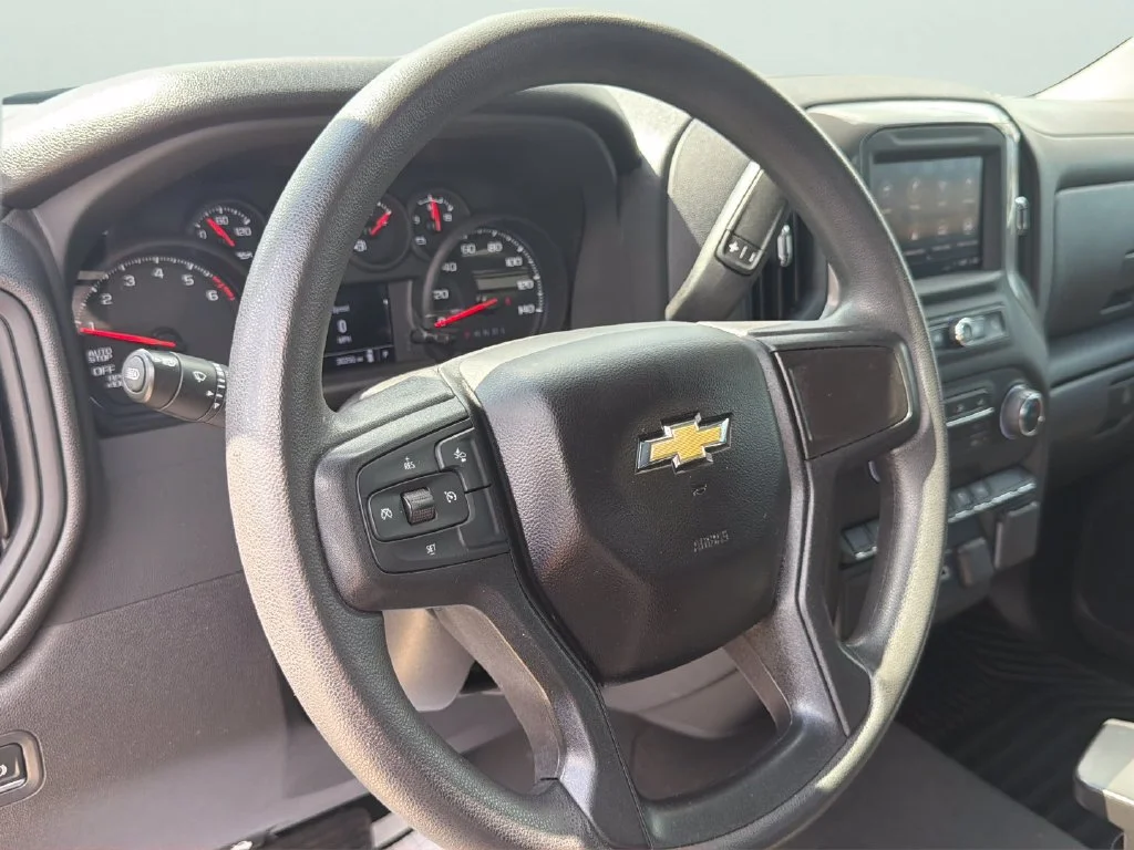 2025 Chevrolet Silverado 1500 Custom - Photo 21