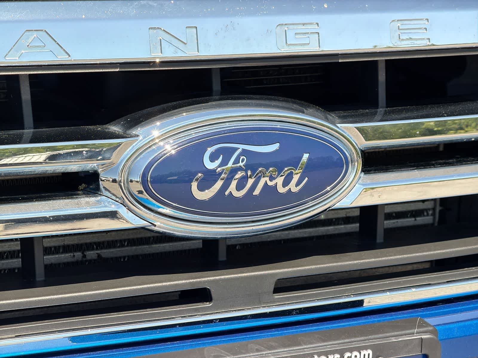 Used 2020 Lightning Blue Metallic Ford LARIAT image 12