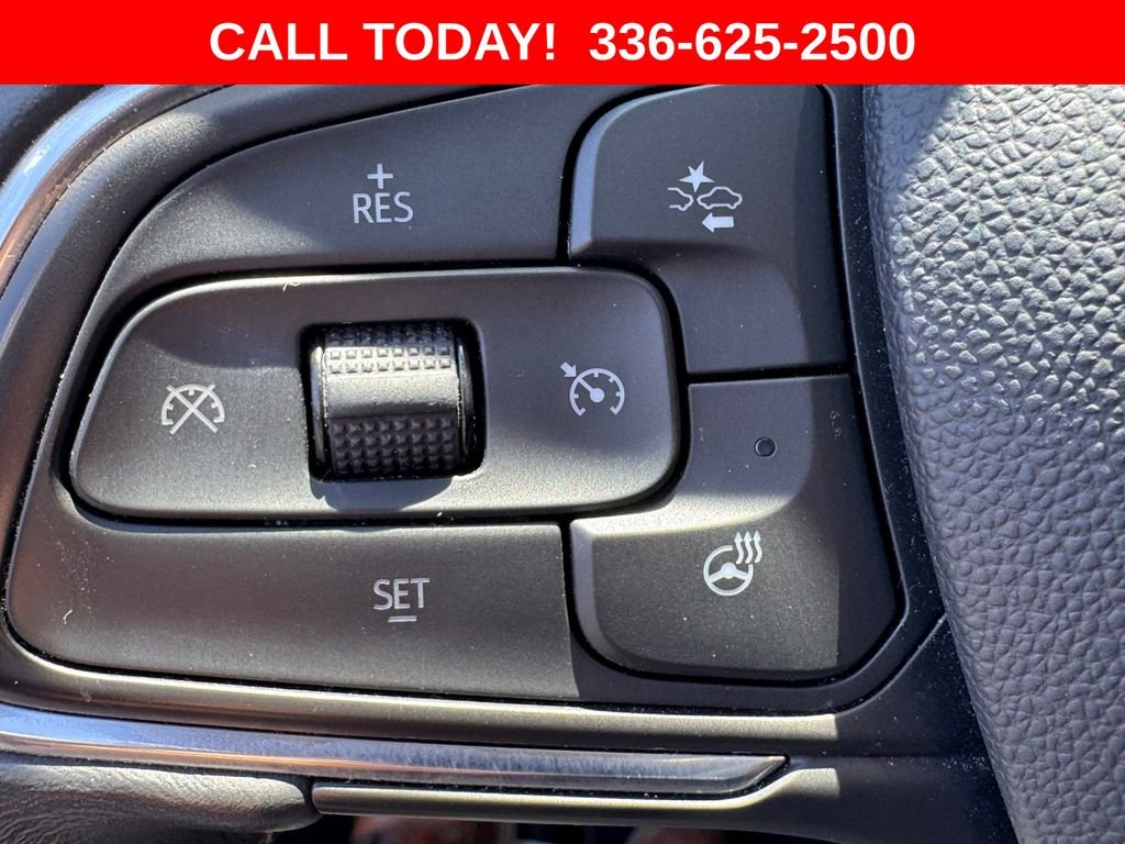 Used 2023 Gray Buick Preferred image 19