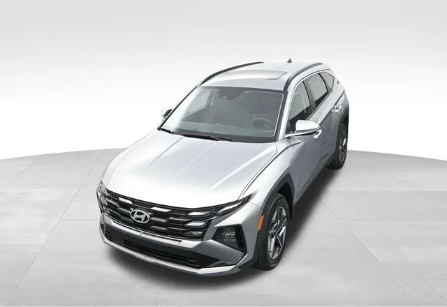 Used 2026 Silver Hyundai SEL Premium image 26