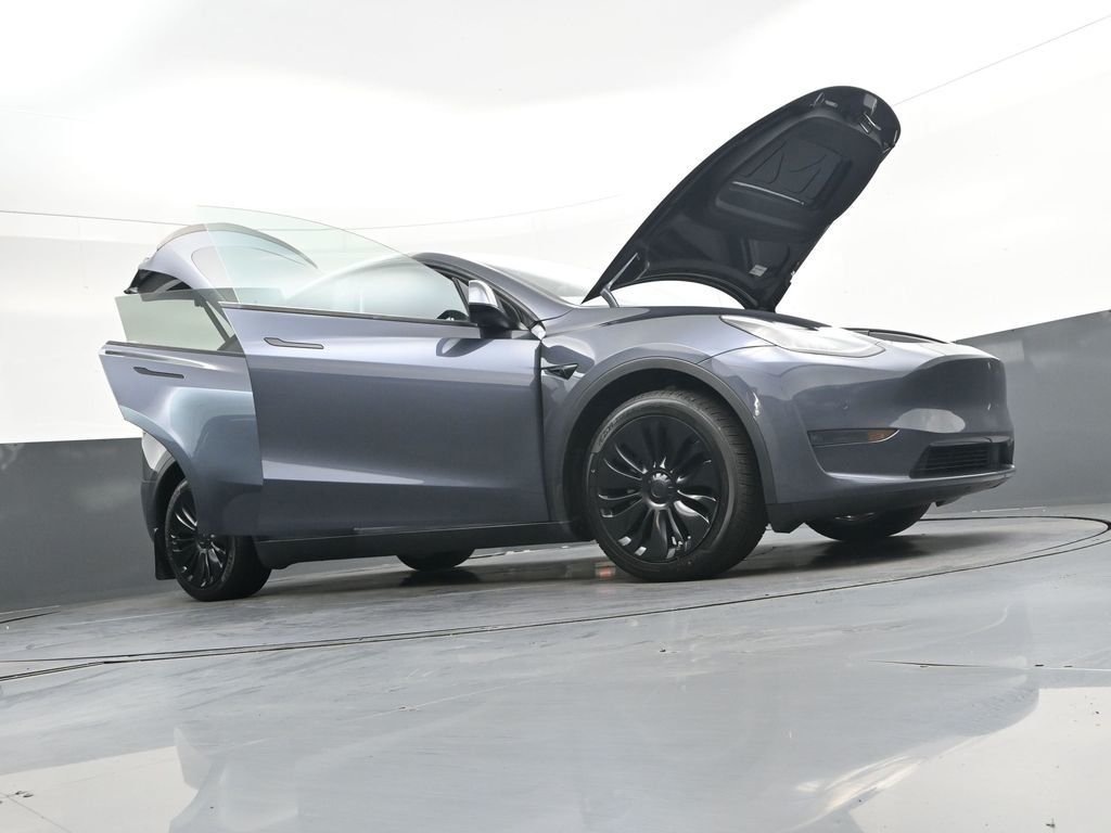 Used 2022  Tesla Long Range image 50